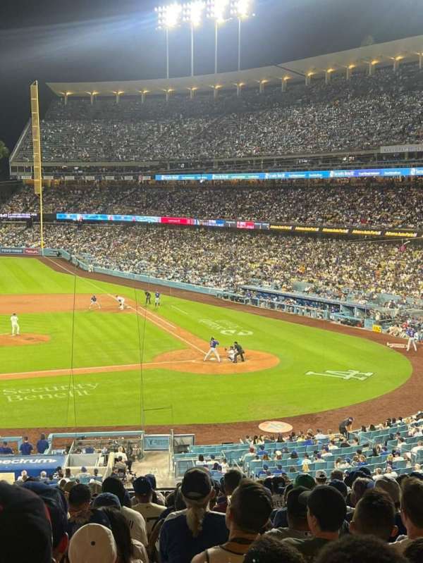 Dodger Stadium, section: 127LG, row: R, seat: 5