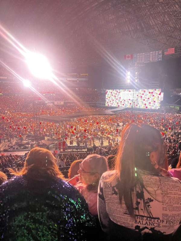 Rogers Centre, section: 217, row: 4, seat: 9