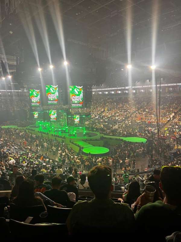 Scotiabank Arena, section: 105, row: 27, seat: 9