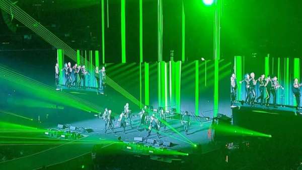 Capital One Arena, section: 214, row: A, seat: 7