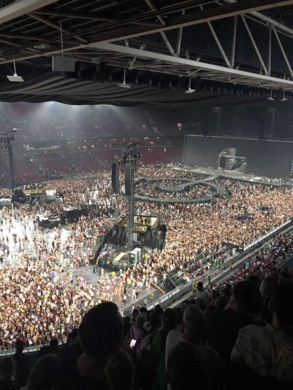 Johan Cruijff ArenA, section: 424, row: 15