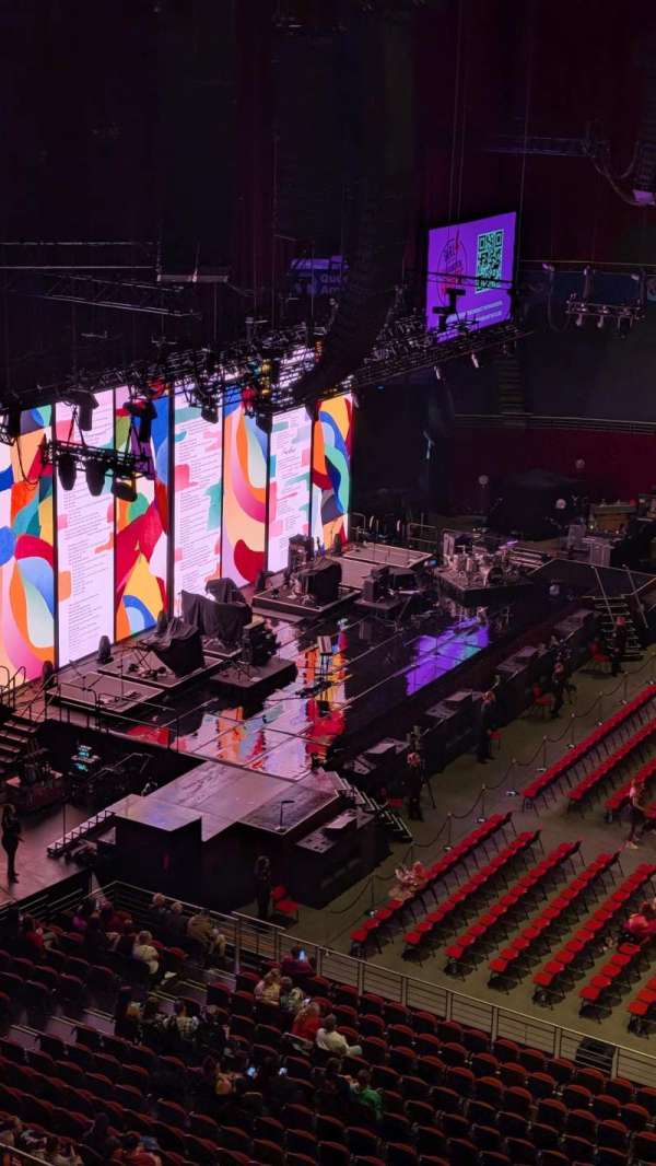 qudos bank arena, section: 81, row: A, seat: 667