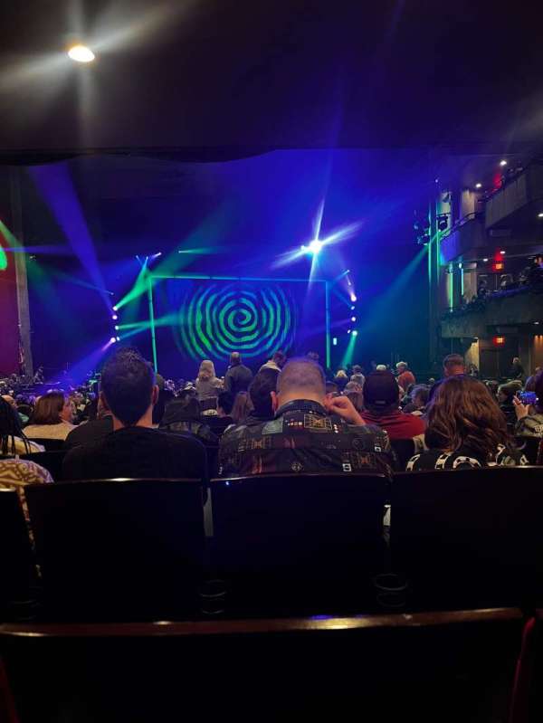 Clowes Memorial Hall, section: Main Floor Right, row: EE, seat: 209