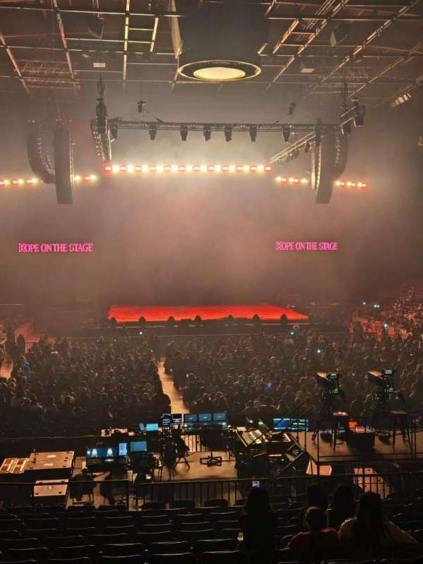 Allstate Arena, section: Suite, row: East