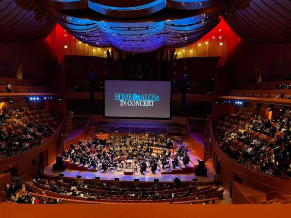 Walt Disney Concert Hall, section: Terrace, row: G, seat: 131