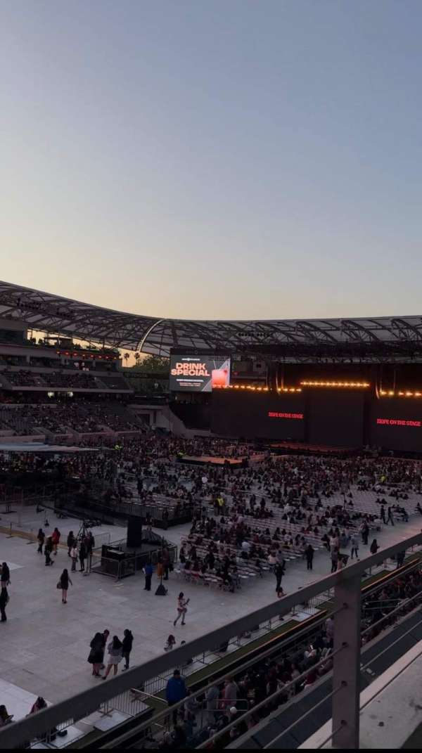 BMO Stadium, section: 217, row: 1, seat: 7
