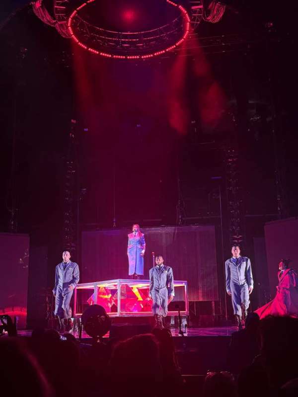 Accor Arena, section: Orchestre Y, row: 7, seat: 14