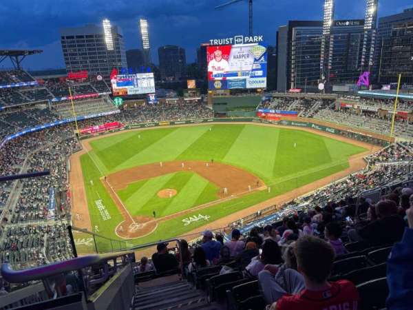 Truist Park, section: 423, row: 11, seat: 17