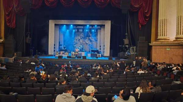 Teatro Metropolitan, section: A2, row: 18, seat: 8
