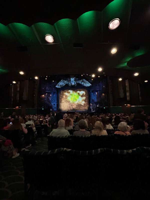 Apollo Victoria Theatre, section: Stalls, row: Y, seat: 22