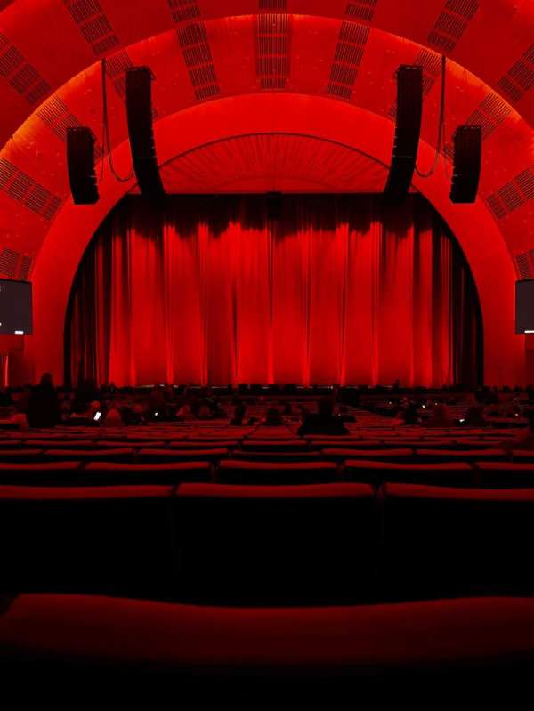 Radio City Music Hall, section: Orchestra 4, row: G, seat: 407