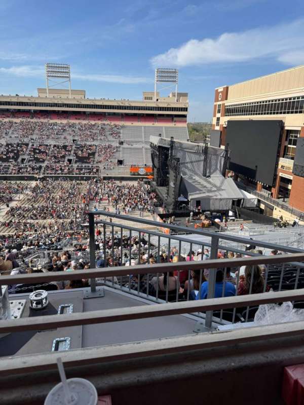 boone pickens stadium, section: 505, row: 1, seat: 16