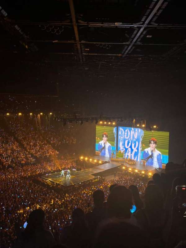 Accor Arena, section: Balcon D, row: 84, seat: 27