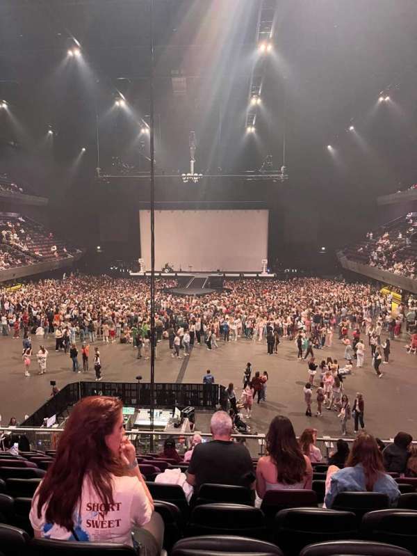 Ziggo Dome, section: 106, row: 11, seat: 206
