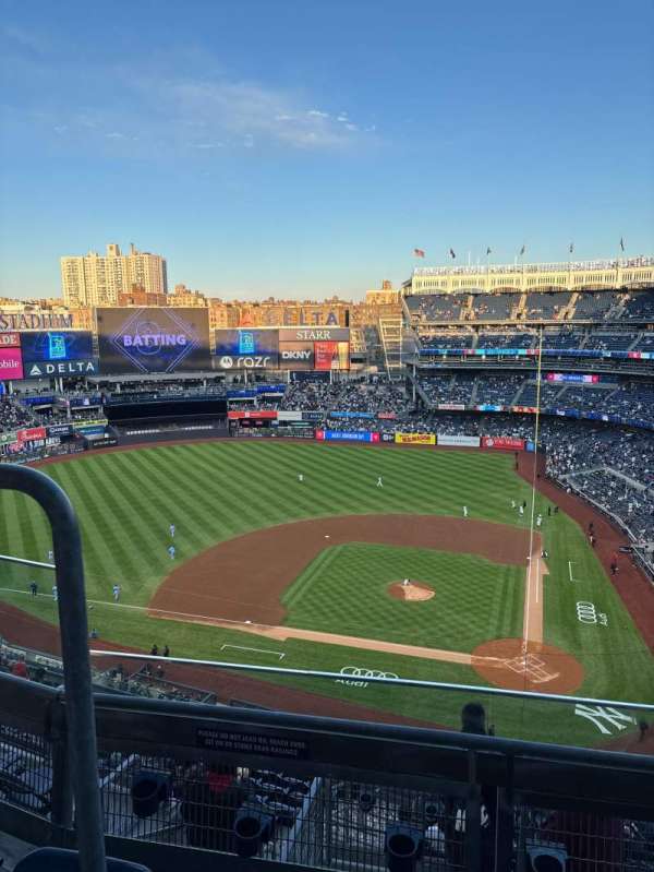 Yankee Stadium, section: 422, row: 3, seat: 18-19