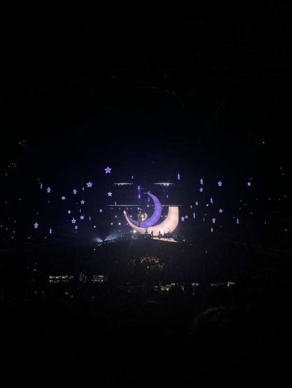 Qudos Bank Arena, section: 5, row: B, seat: 105