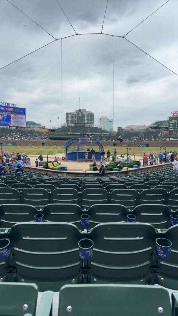 Wrigley Field, section: 117, row: 3, seat: 9