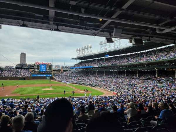 Wrigley field, section: 212, row: 10, seat: 24