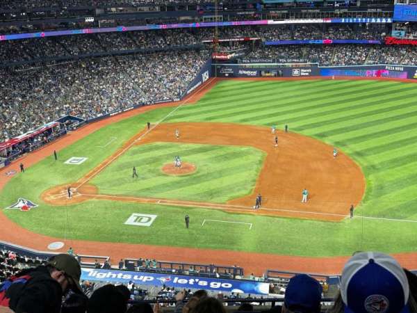 Rogers Centre, section: 517, row: 7, seat: 9