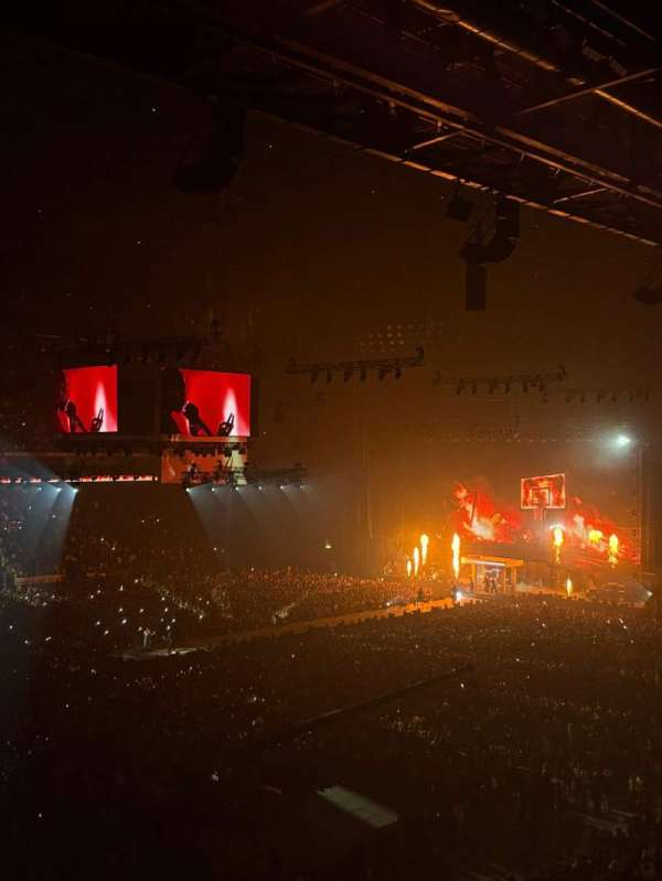 Paris La Défense Arena, section: 416, row: 41, seat: 24