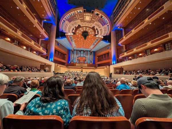 Meyerson Symphony Center, section: Orchestra C, row: W, seat: 4