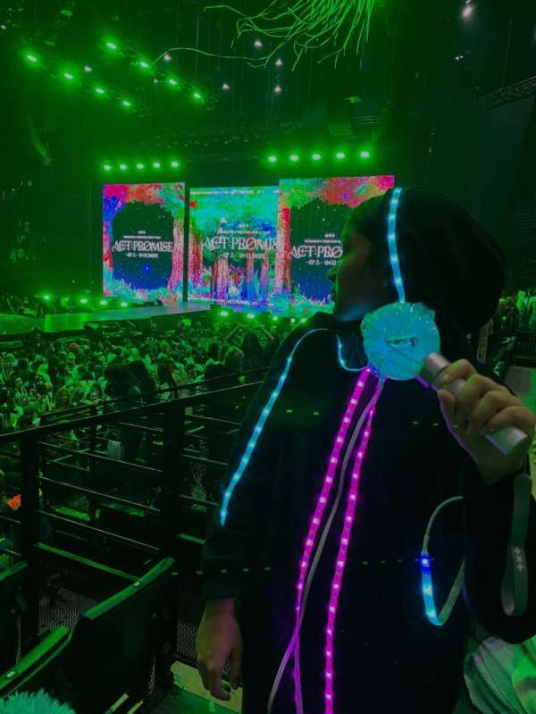 Accor Arena, section: Gradin E, row: 23, seat: 28
