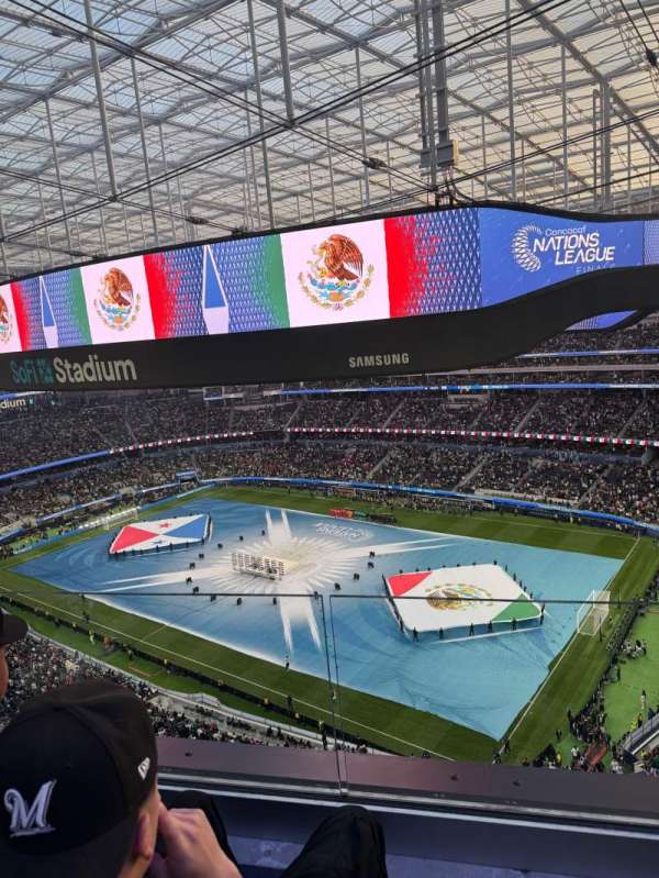 SoFi Stadium, section: 450, row: 2, seat: 7