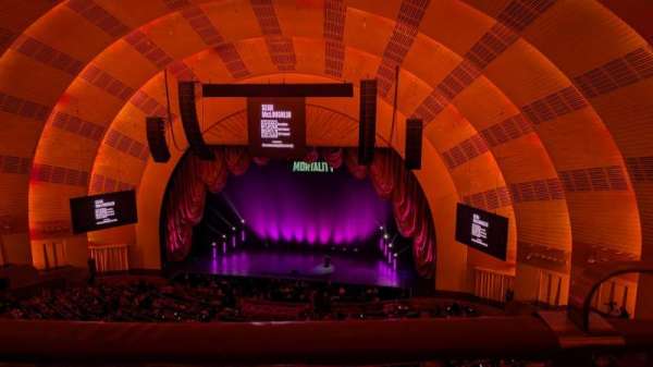 Radio City Music Hall, section: 3rd Mezzanine 3, row: A, seat: 301