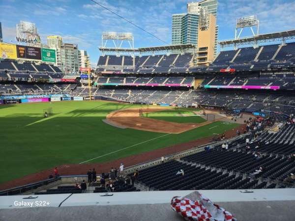 Petco Park, section: 220, row: 1, seat: 3