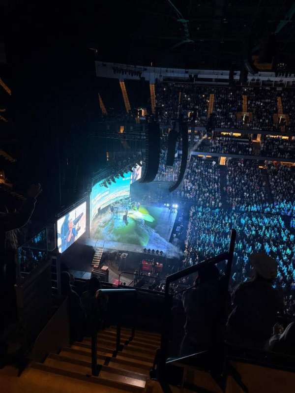 Honda Center, section: 414, row: F, seat: 4