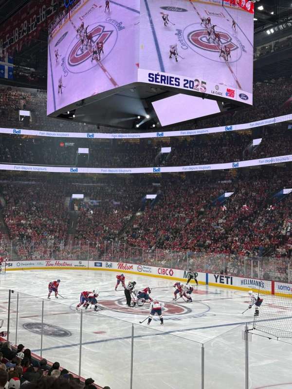 Centre Bell, section: 122, row: E, seat: 5