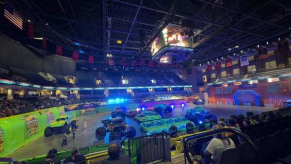 John Paul Jones Arena, section: 105, row: U, seat: 1