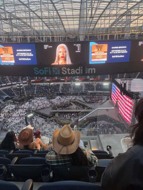 SoFi Stadium, section: 540, row: 6, seat: 2
