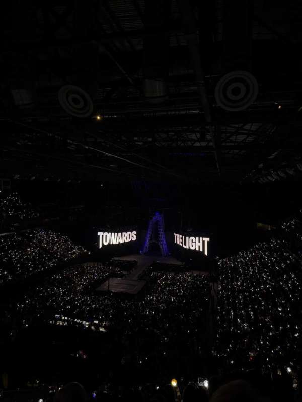 AO Arena, section: 210, row: P, seat: 9