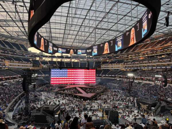 SoFi Stadium, section: 231, row: 16, seat: 15