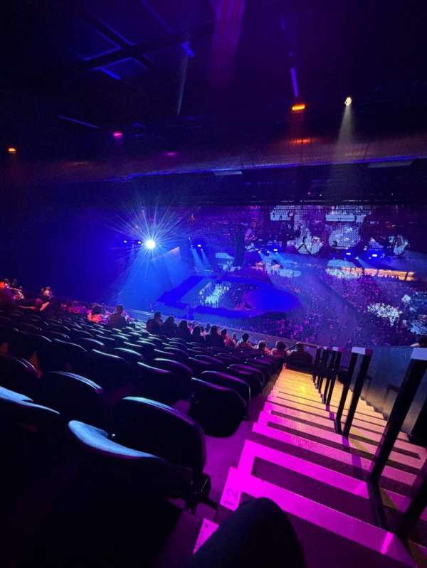 Ziggo Dome, section: 212, row: 13, seat: 403