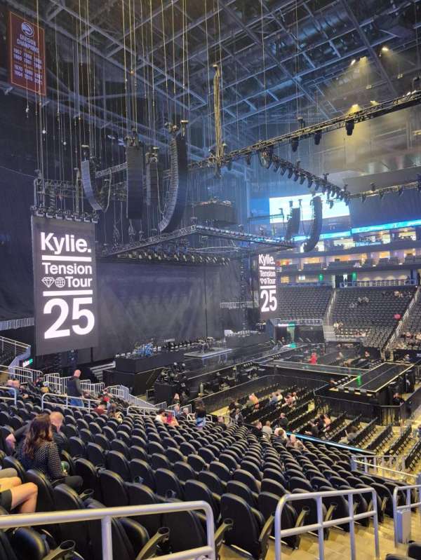 State Farm Arena, section: 119, row: VV, seat: 15