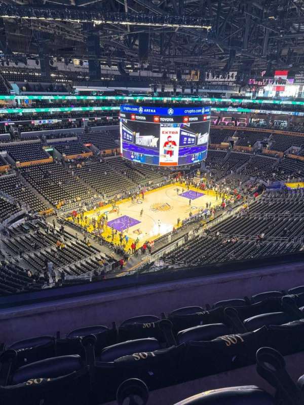 Crypto.com Arena, section: 305, row: 4, seat: 10