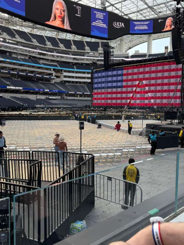 SoFi Stadium, section: C128, row: 1, seat: 11