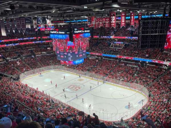 Capital One Arena, section: 404, row: O, seat: 19