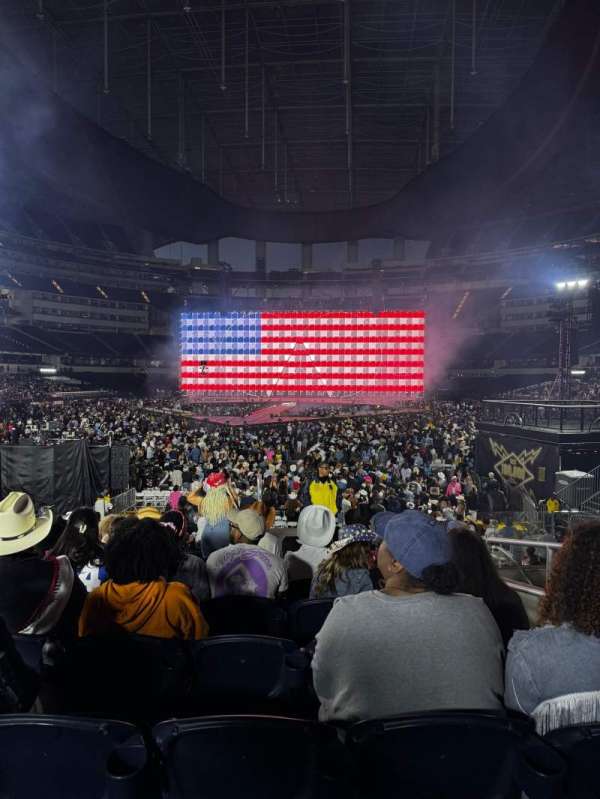 SoFi Stadium, section: 122, row: 11, seat: 3