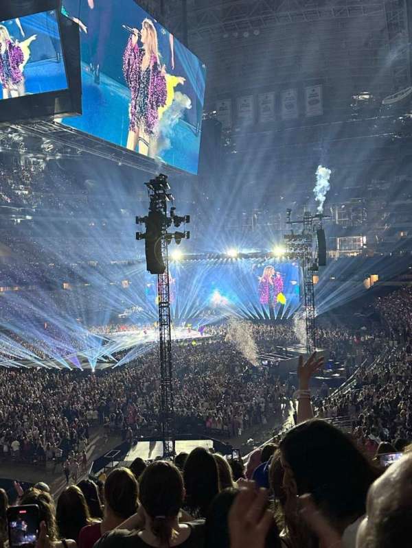 AT&T Stadium, section: 218, row: 9, seat: 17-18