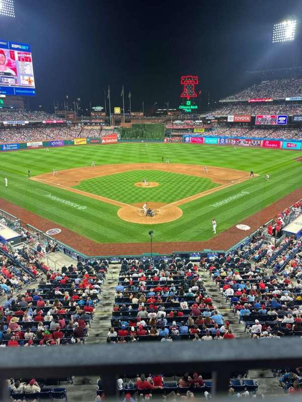 Citizens Bank Park, section: 222, row: 1, seat: 16