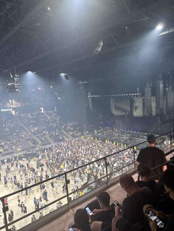 CFG Bank Arena, section: 204, row: E, seat: 17