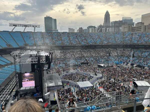 Bank of America Stadium, section: 545, row: 10, seat: 6
