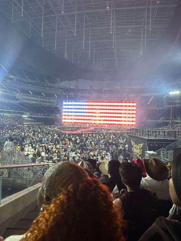 SoFi Stadium, section: 123, row: 10, seat: 15