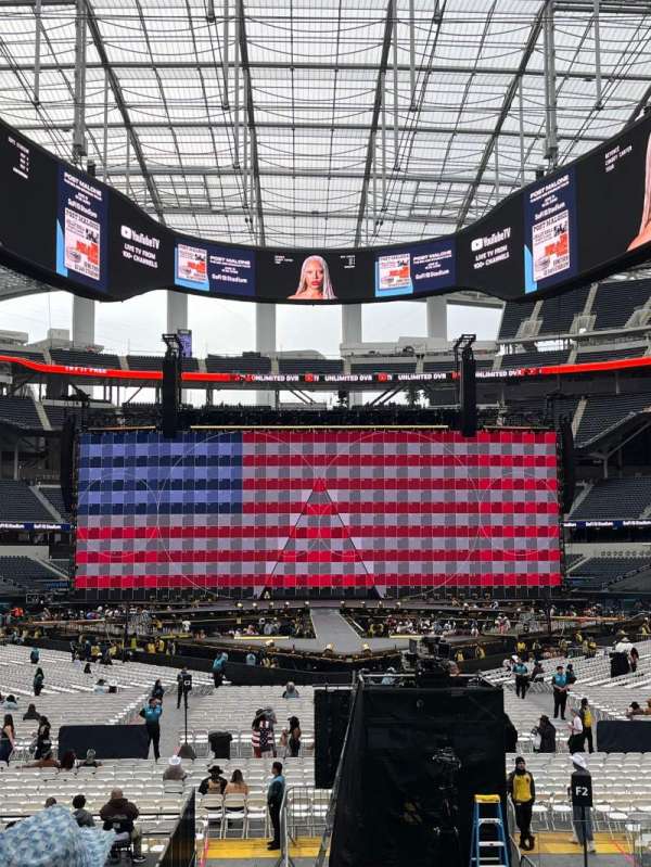 SoFi Stadium, section: 121, row: 9, seat: 3