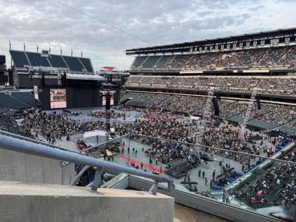 Lincoln Financial Field, section: C6, row: 9, seat: 1
