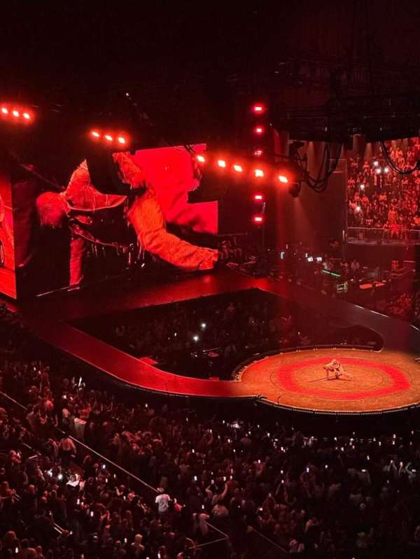 The O2, London, section: 407, row: H, seat: 605