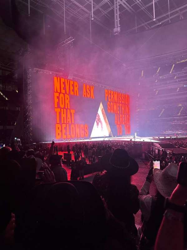 SoFi Stadium, section: VIP112, row: 4, seat: 17